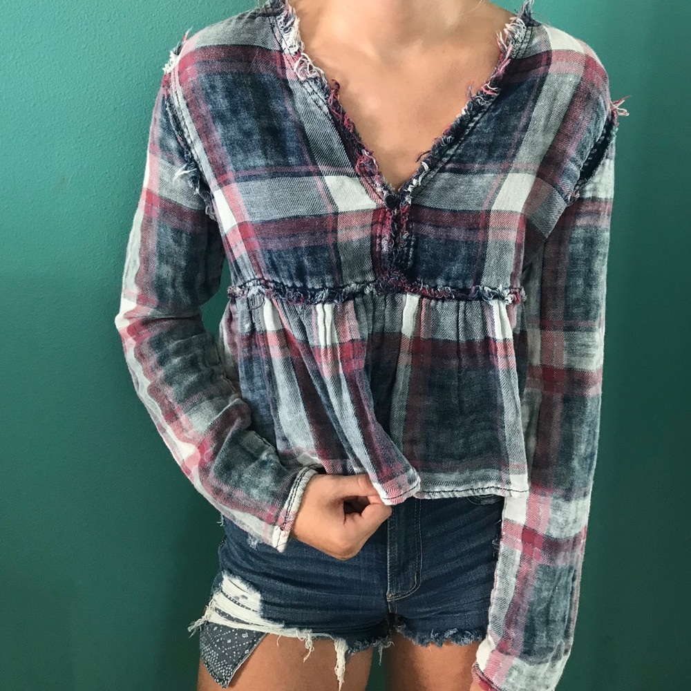 Long-sleeved, blue and purple plaid shirt